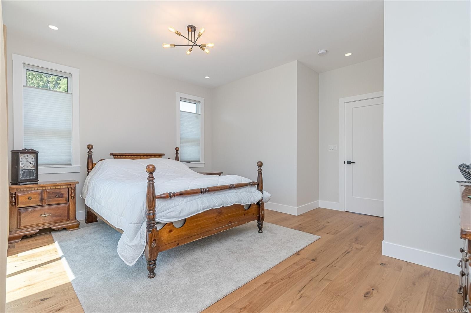 10647 Olsen Rd, Saltair, BC