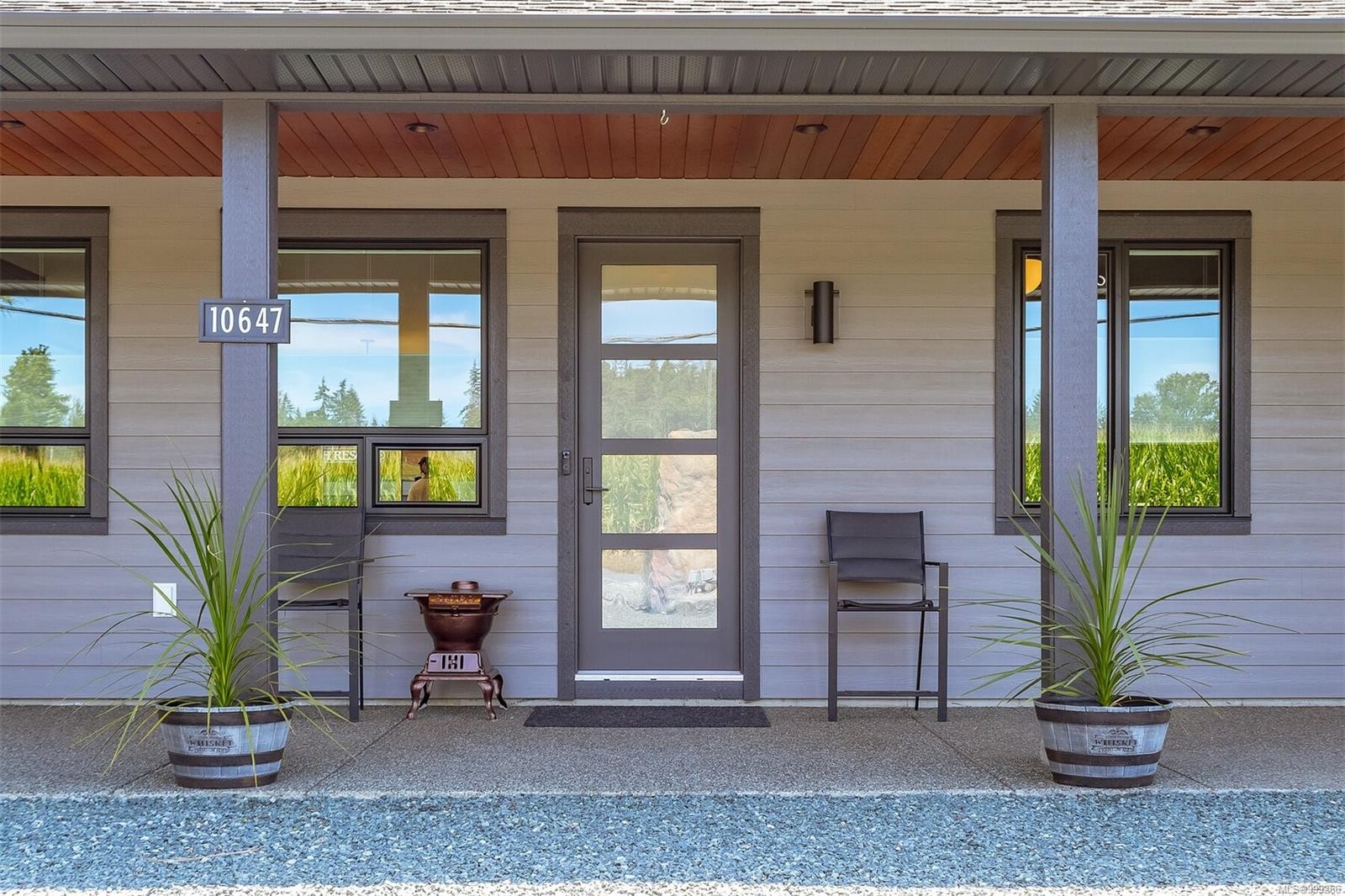 10647 Olsen Rd, Saltair, BC