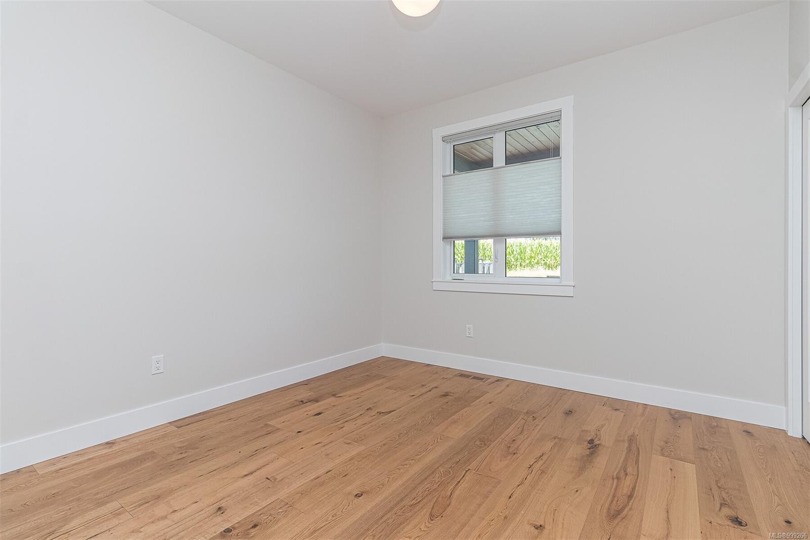 10647 Olsen Rd, Saltair, BC