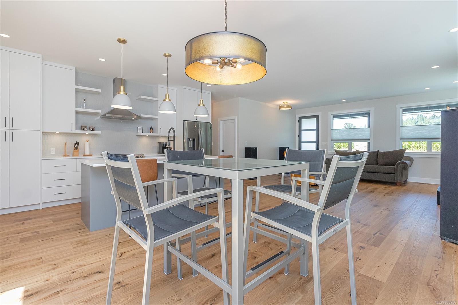 10647 Olsen Rd, Saltair, BC