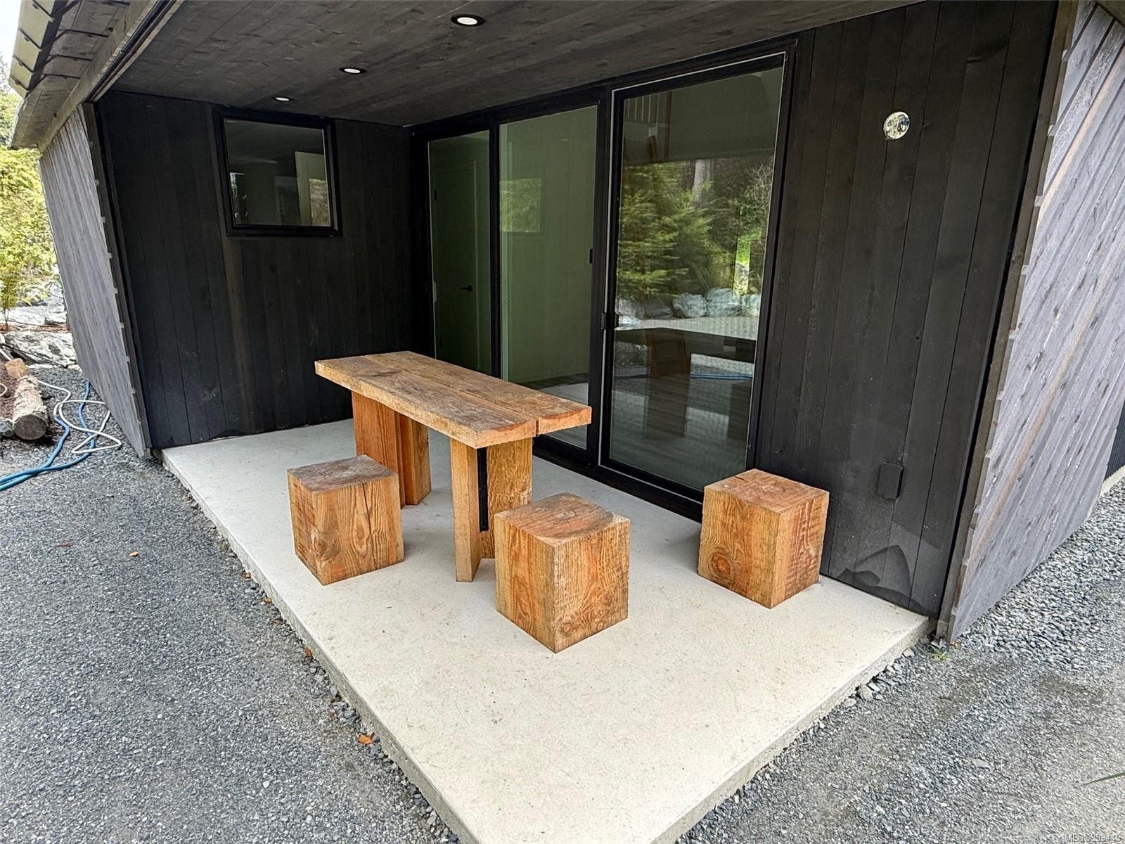 7-6504 Powder Main Rd, Port Renfrew, BC