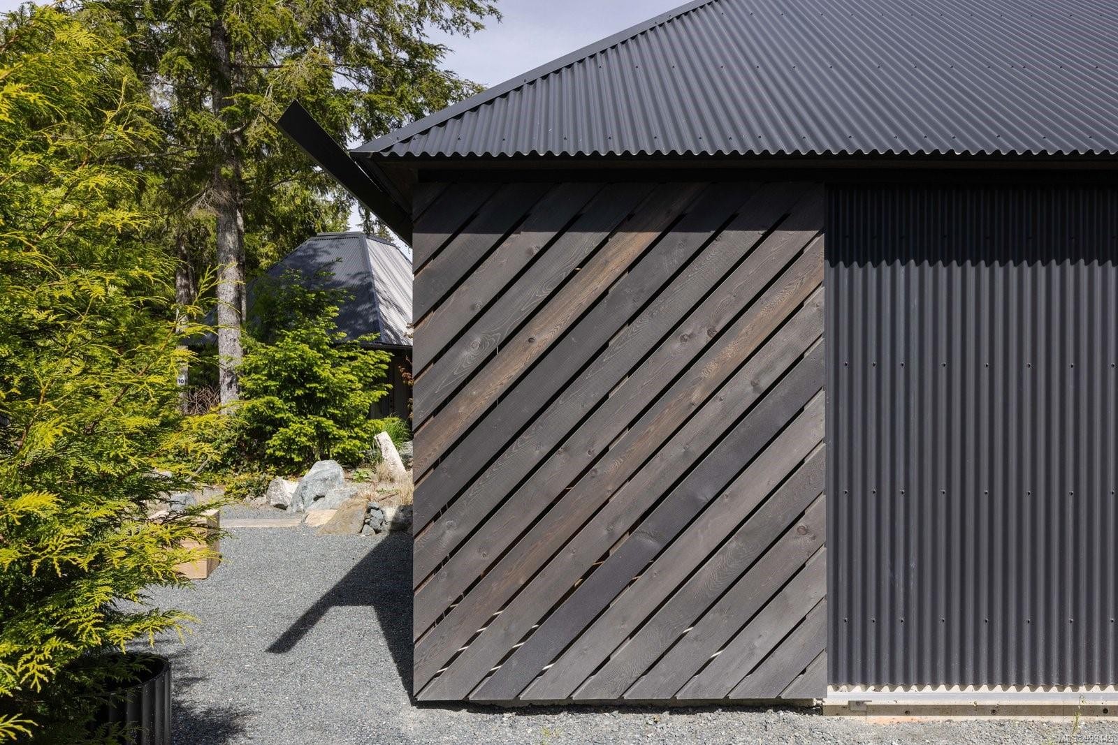 7-6504 Powder Main Rd, Port Renfrew, BC