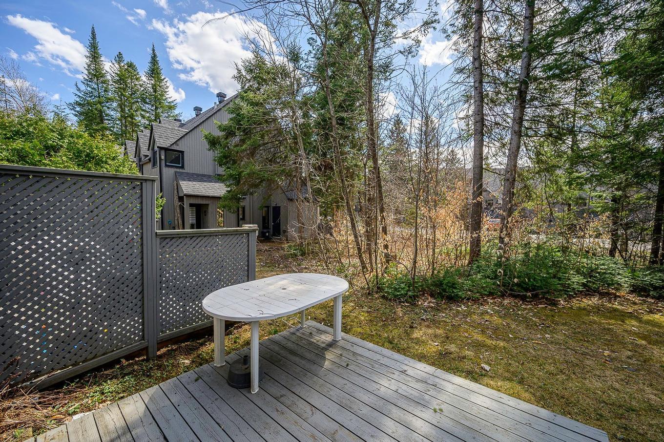 Patio - 102-273 Ch. Des Grappes, Piedmont, QC - Outdoor With Deck Patio Veranda