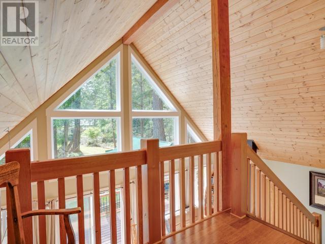1259 Vancouver Blvd, Savary Island, BC - Indoor Photo Showing Other Room