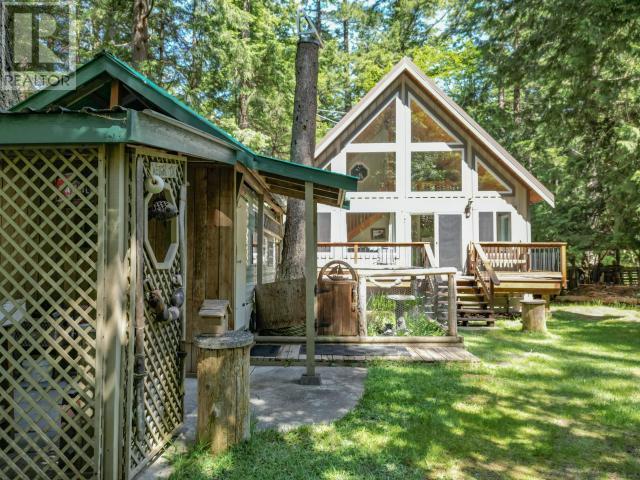 1259 Vancouver Blvd, Savary Island, BC - Outdoor With Deck Patio Veranda