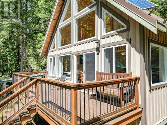1259 Vancouver Blvd, Savary Island, BC - Outdoor With Deck Patio Veranda With Exterior