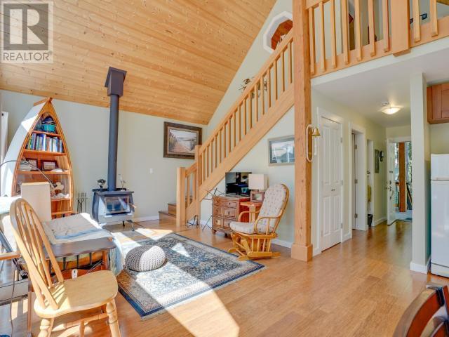1259 Vancouver Blvd, Savary Island, BC - Indoor