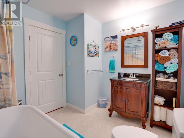 1259 Vancouver Blvd, Savary Island, BC - Indoor