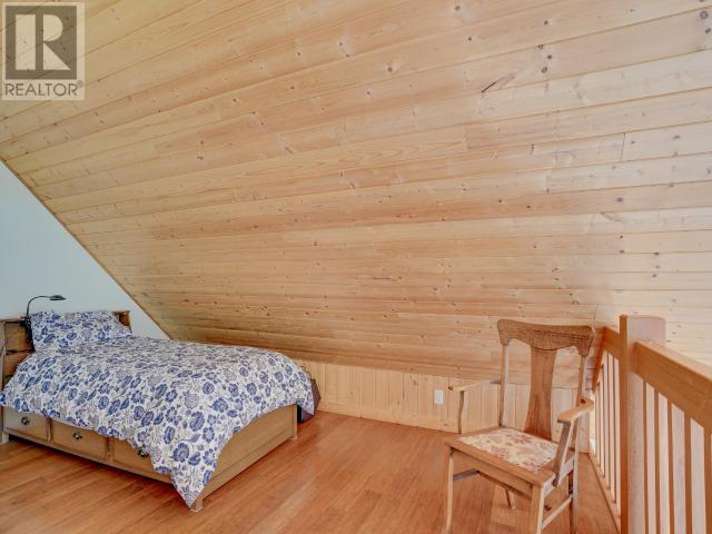 1259 Vancouver Blvd, Savary Island, BC - Indoor Photo Showing Bedroom