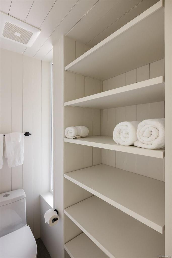 13A & 13B-6504 Powder Main Rd, Port Renfrew, BC