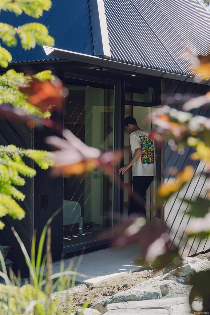 17-6504 Powder Main Rd, Port Renfrew, BC