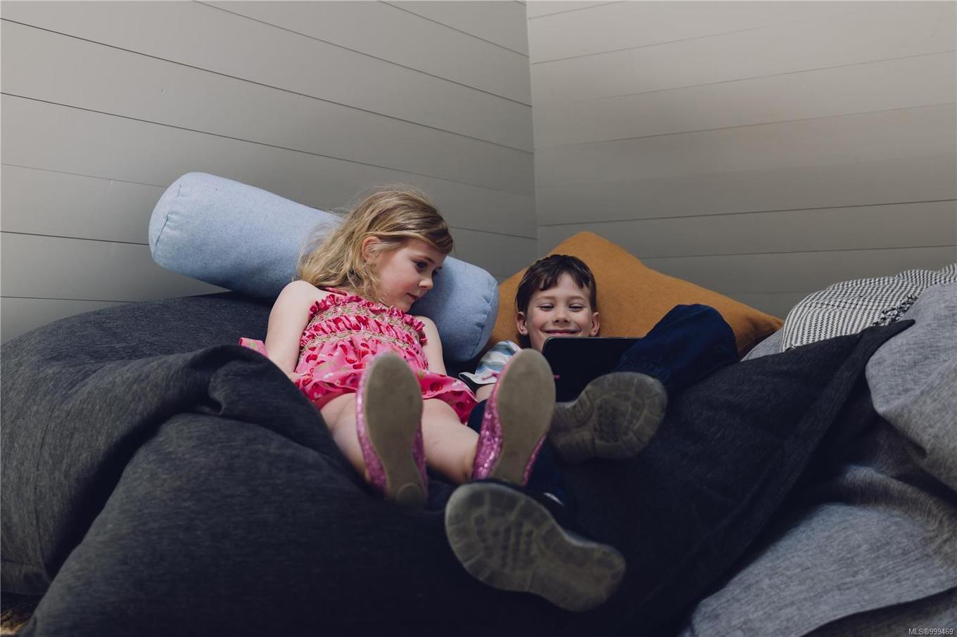 17-6504 Powder Main Rd, Port Renfrew, BC