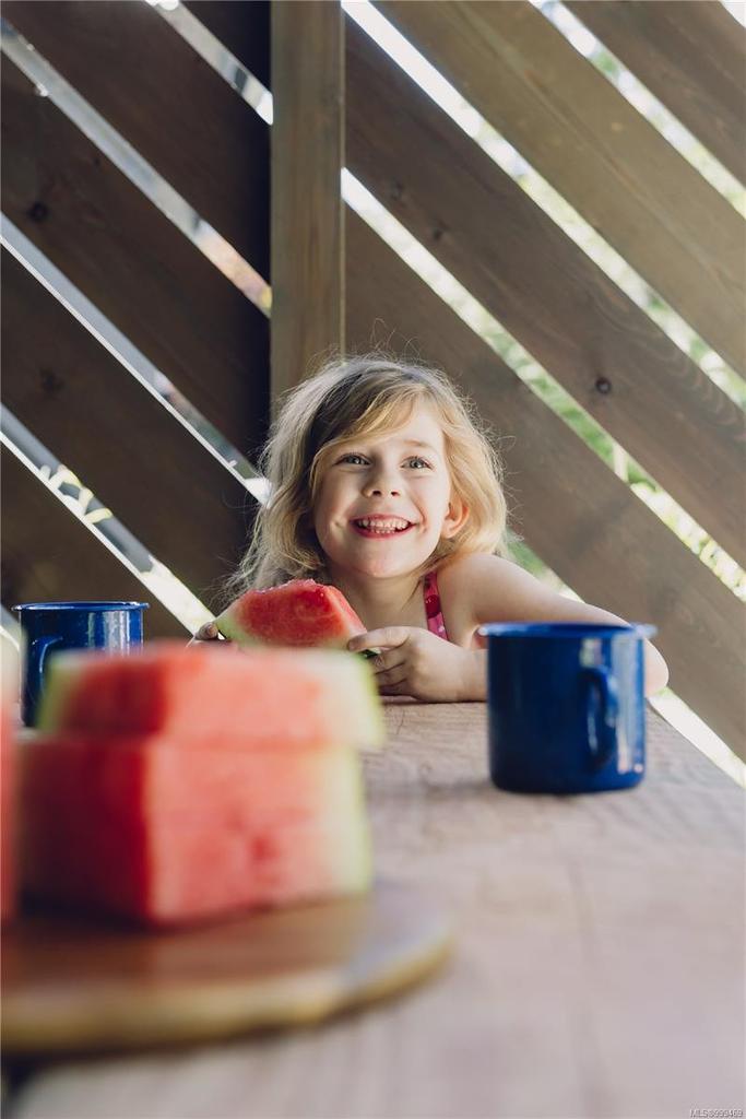 17-6504 Powder Main Rd, Port Renfrew, BC