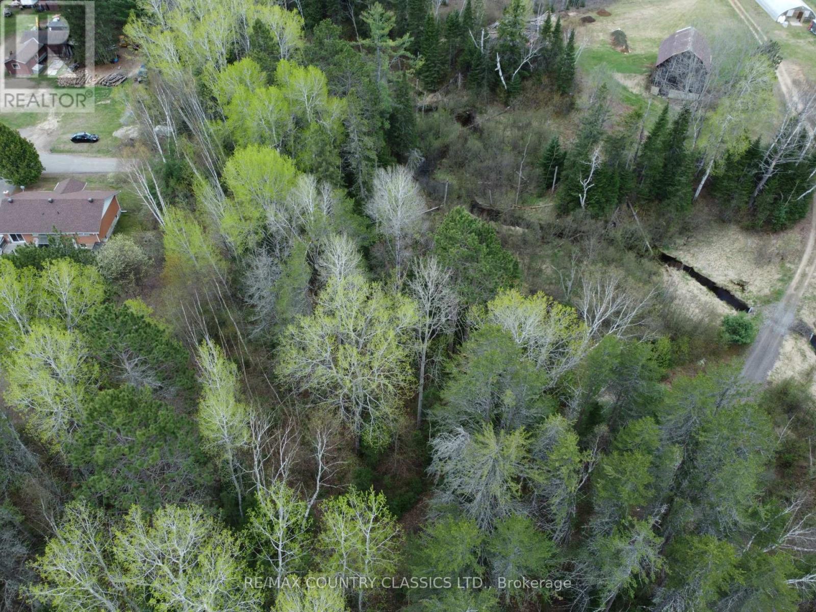 Pl177 Murray Park Street, Madawaska Valley, ON