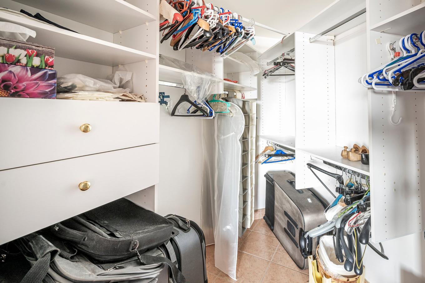 Penderie (Walk-in) - 1301-5115 Boul. De L'Assomption, Montréal (Rosemont/La Petite-Patrie), QC - Indoor Photo Showing Other Room