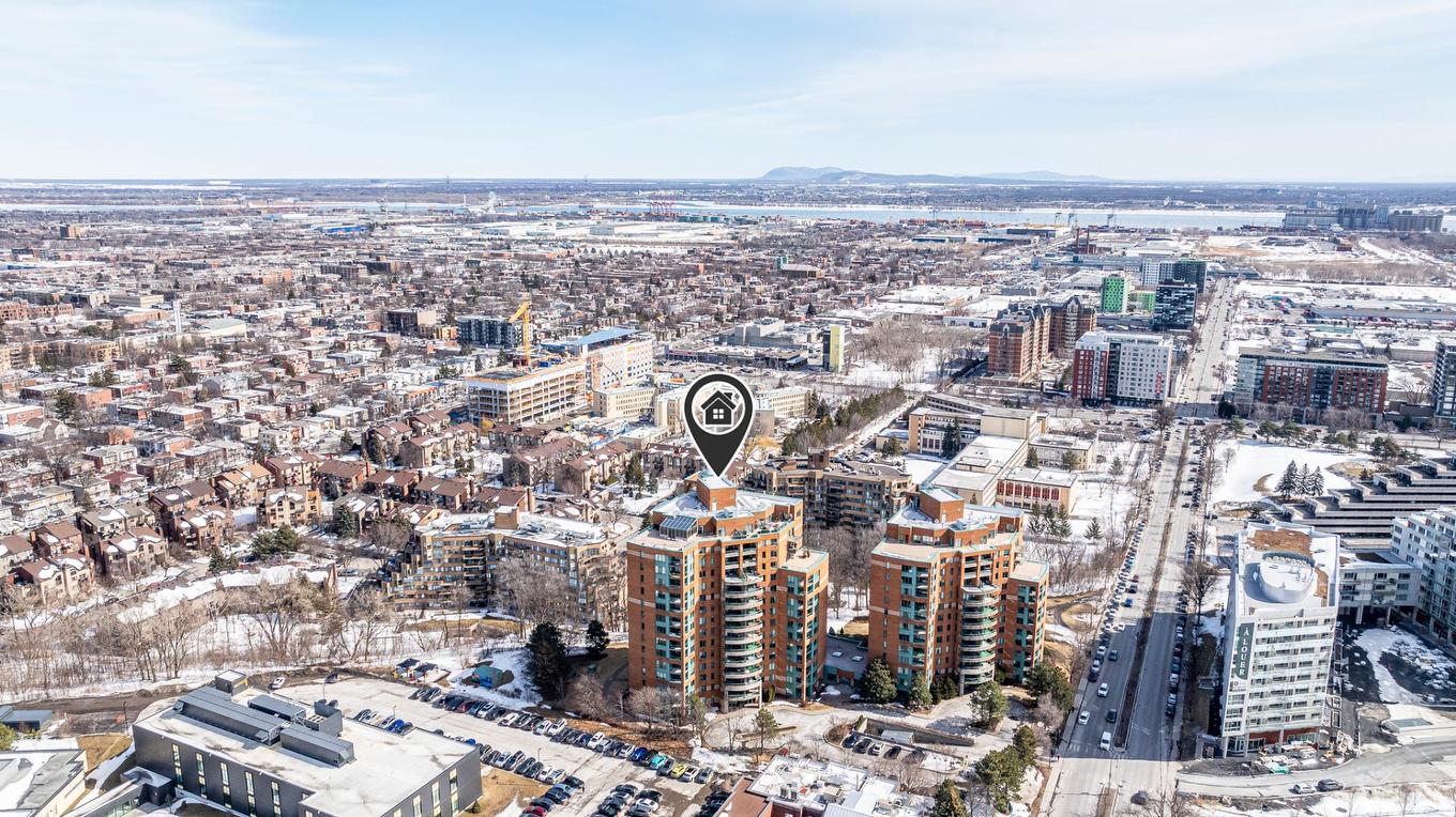 Photo aérienne - 1301-5115 Boul. De L'Assomption, Montréal (Rosemont/La Petite-Patrie), QC - Outdoor With View