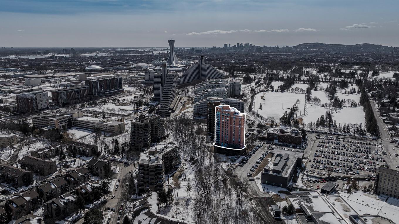 Photo aérienne - 1301-5115 Boul. De L'Assomption, Montréal (Rosemont/La Petite-Patrie), QC - Outdoor With View