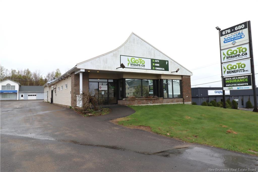 676 Prospect St, Fredericton, NB