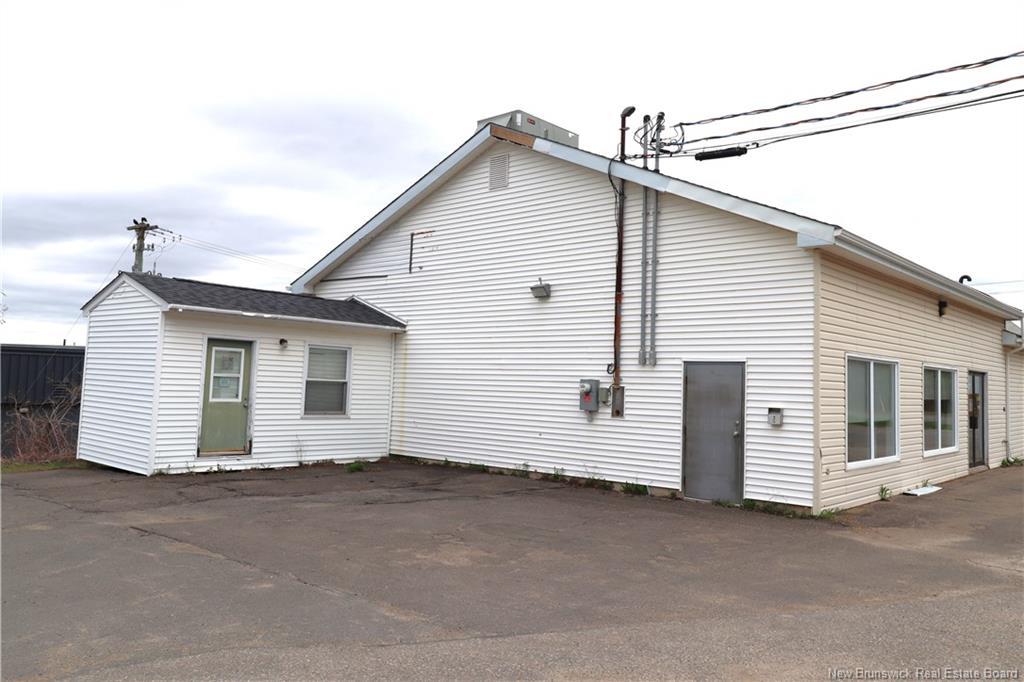 676 Prospect St, Fredericton, NB