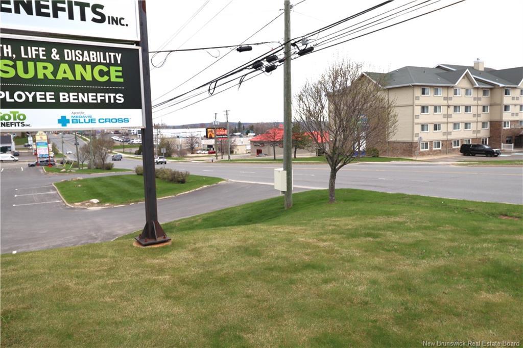 676 Prospect St, Fredericton, NB