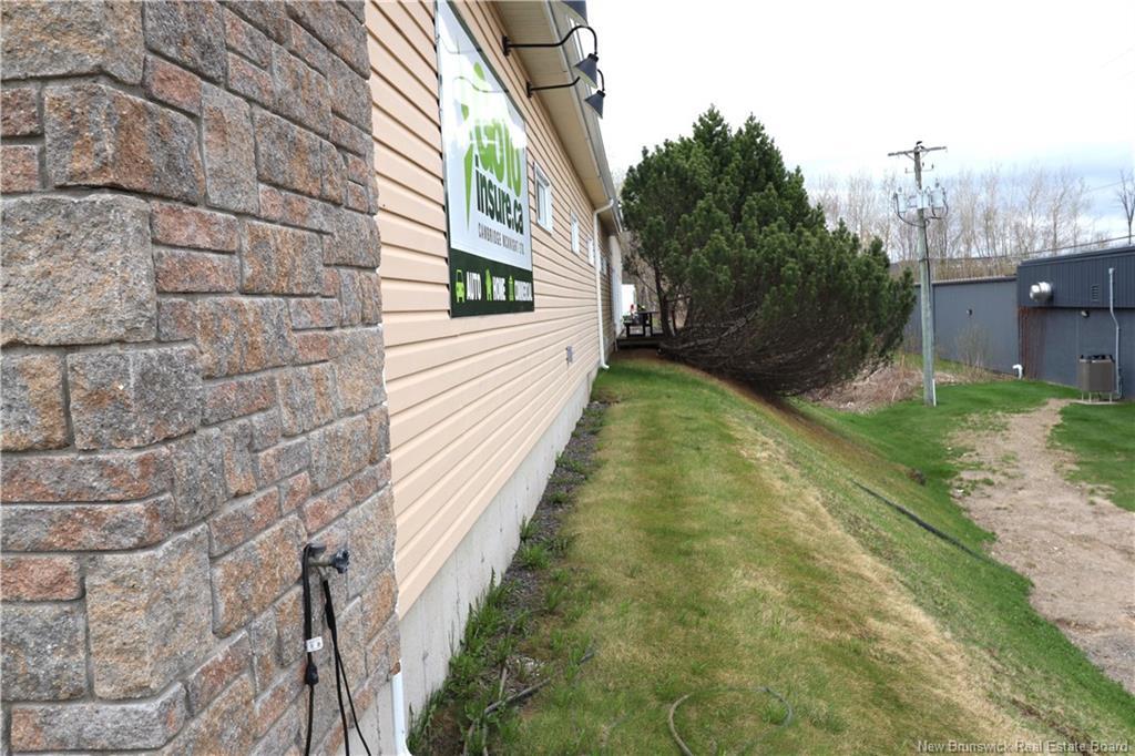 676 Prospect St, Fredericton, NB