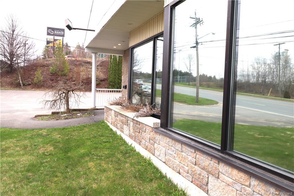 676 Prospect St, Fredericton, NB