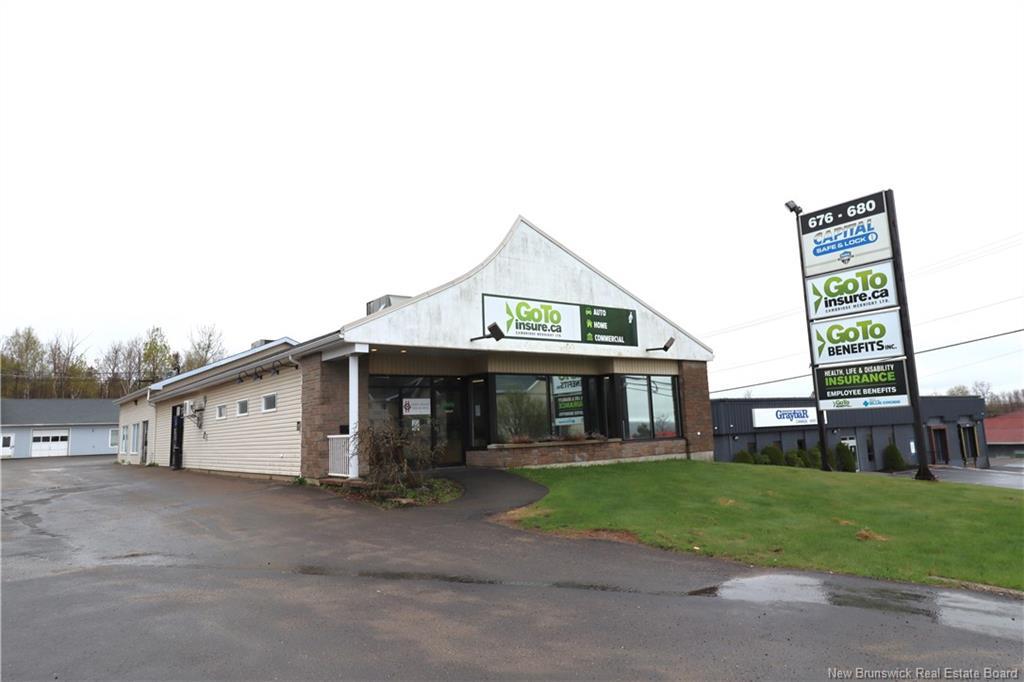 676 Prospect St, Fredericton, NB