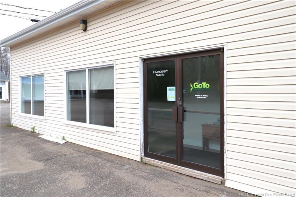 676 Prospect St, Fredericton, NB