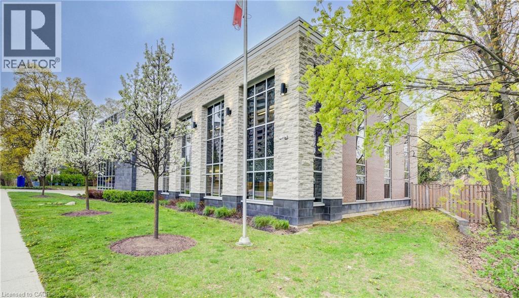 100 Erb Street E, Waterloo, ON