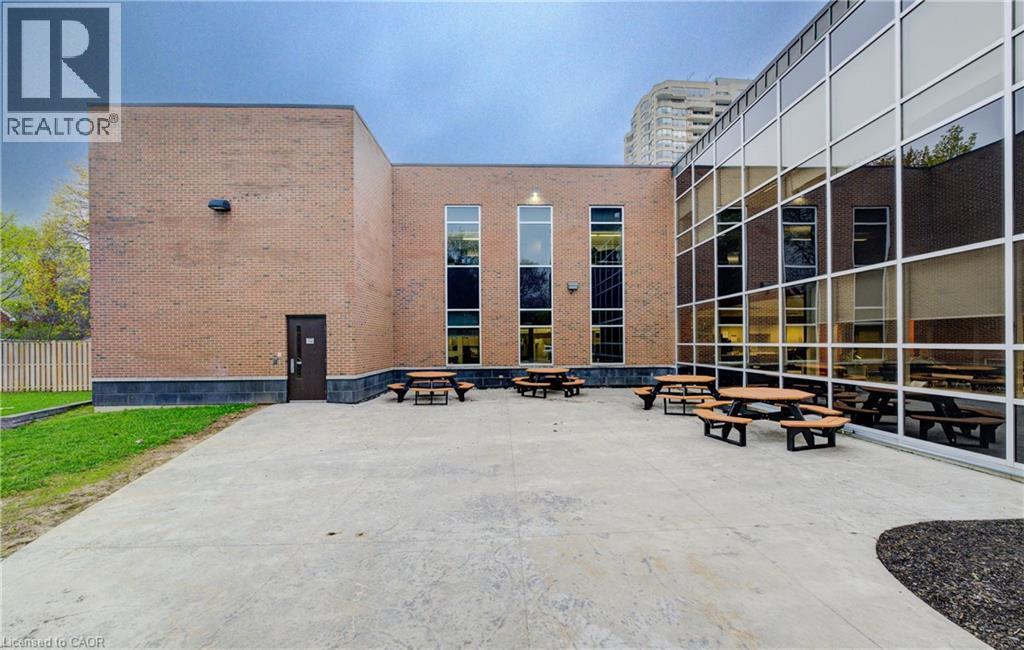 100 Erb Street E, Waterloo, ON