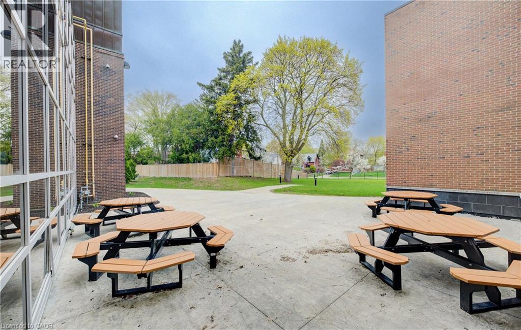 100 Erb Street E, Waterloo, ON