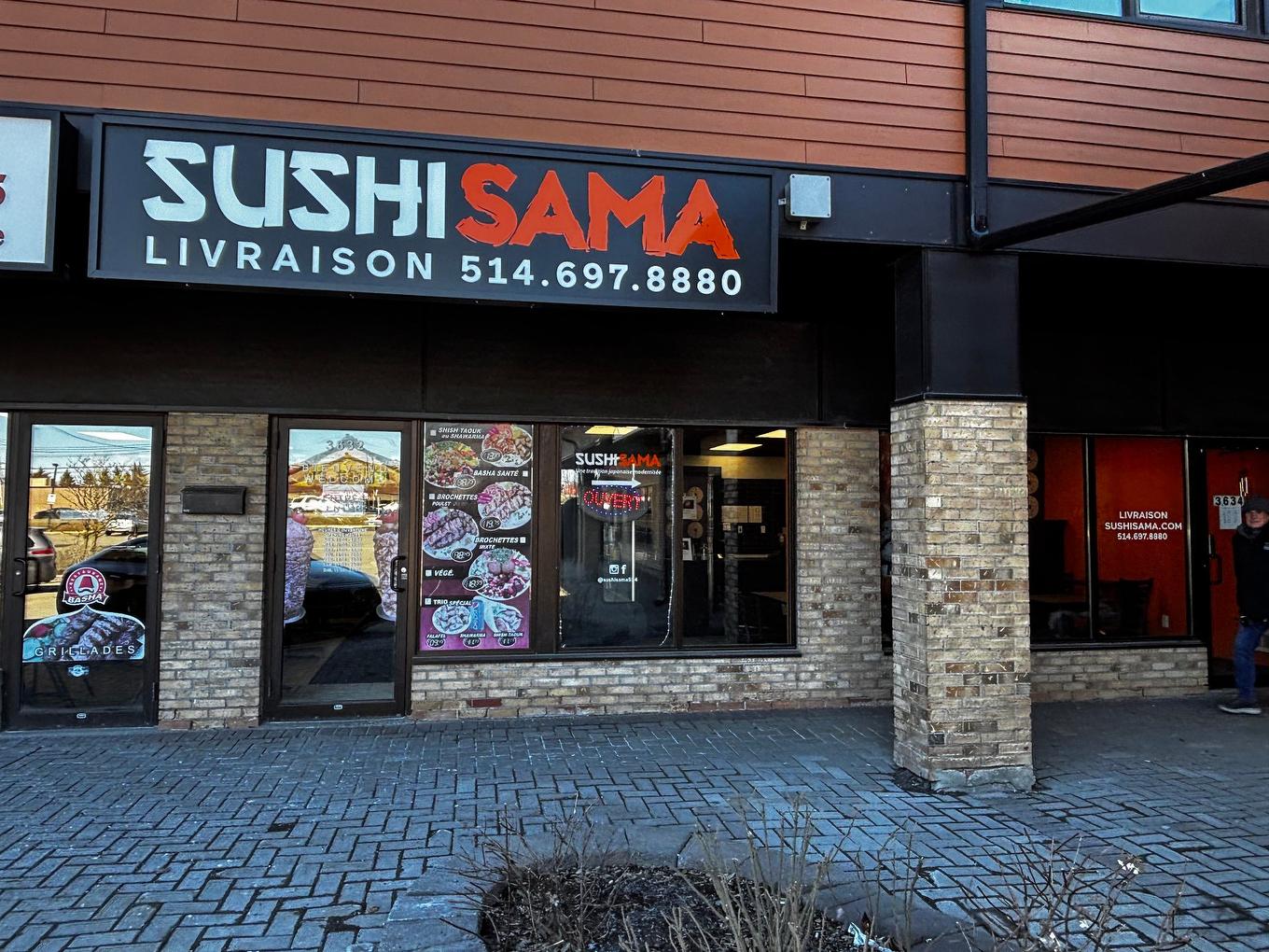 Frontage - 3634 Boul. St-Charles, Kirkland, QC