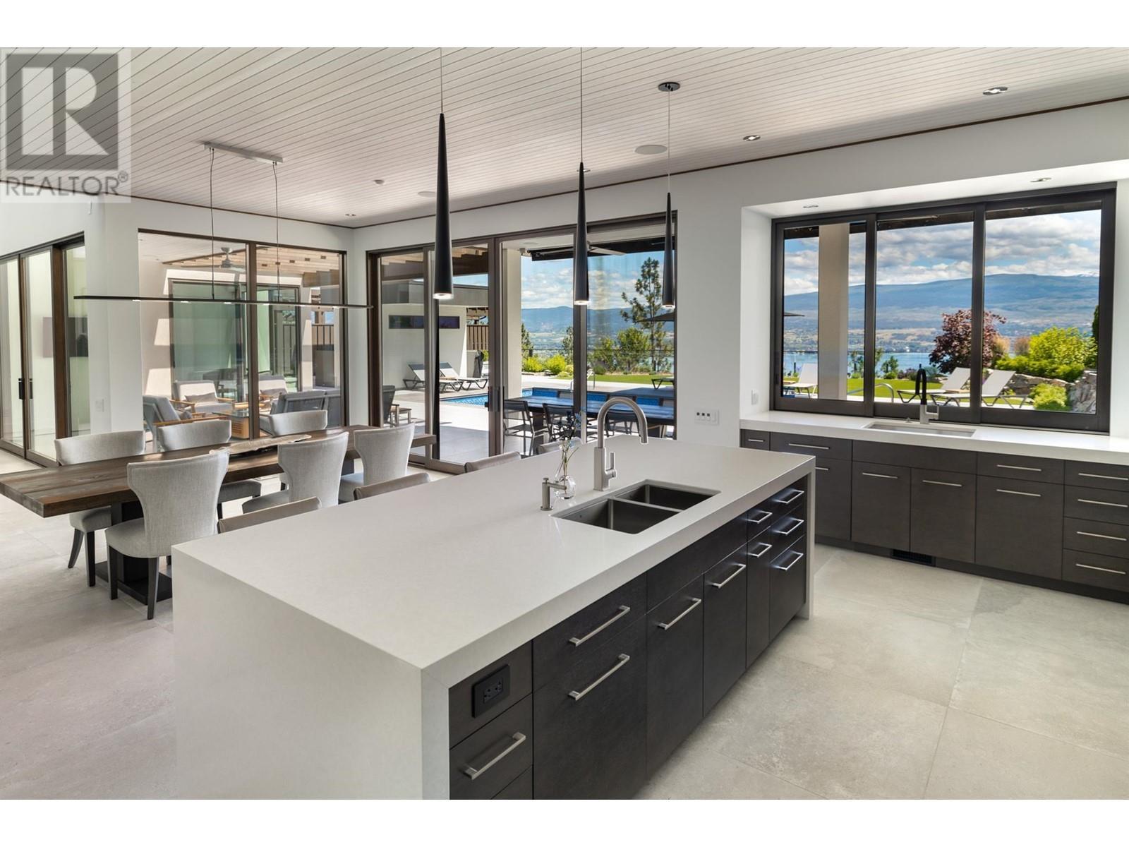 2463 Thacker Drive, West Kelowna, BC - Indoor Photo Showing Kitchen With Double Sink