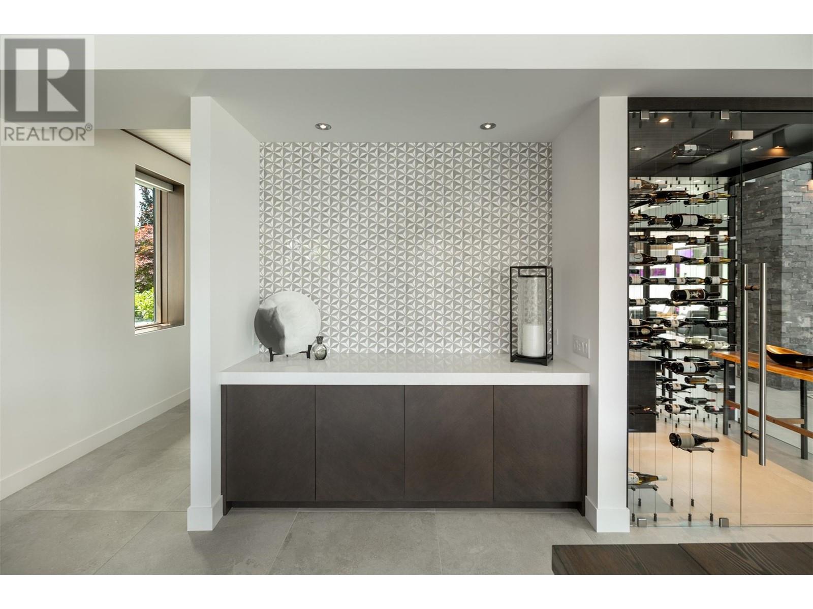 2463 Thacker Drive, West Kelowna, BC - Indoor Photo Showing Other Room