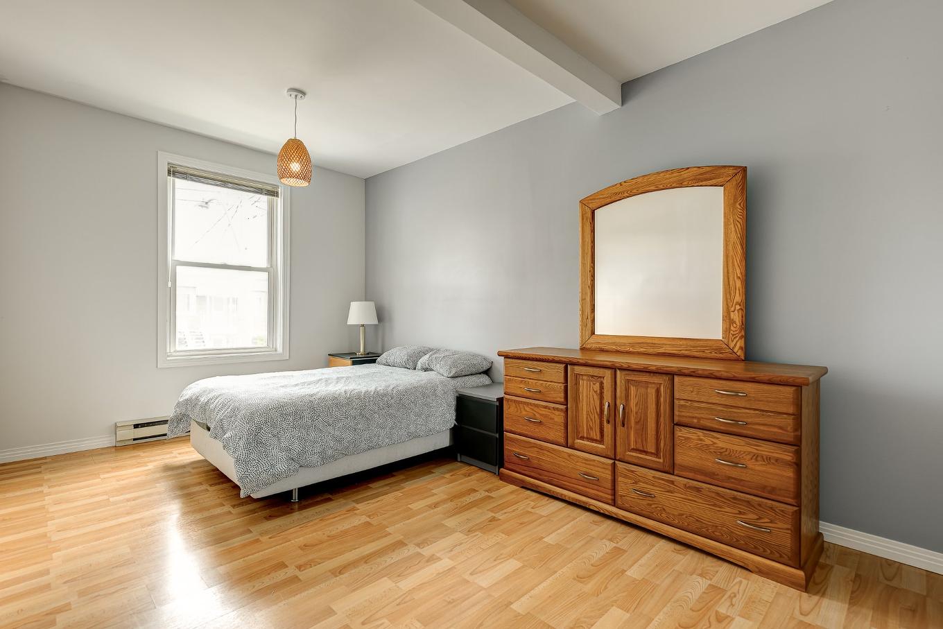 Bedroom - 2184 Av. Lebrun, Montréal (Mercier/Hochelaga-Maisonneuve), QC - Indoor Photo Showing Bedroom