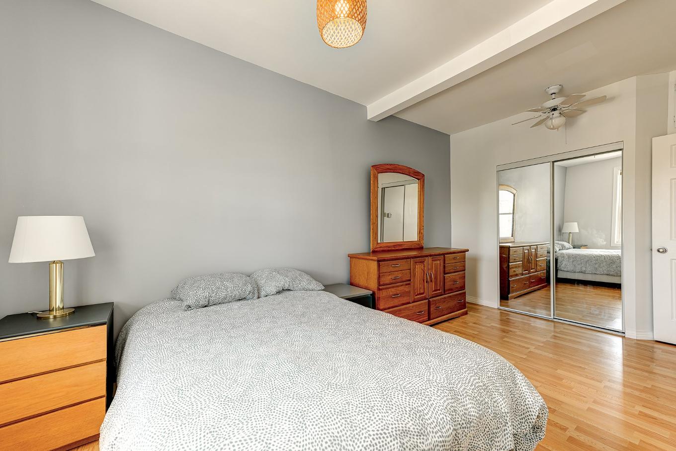 Bedroom - 2184 Av. Lebrun, Montréal (Mercier/Hochelaga-Maisonneuve), QC - Indoor Photo Showing Bedroom