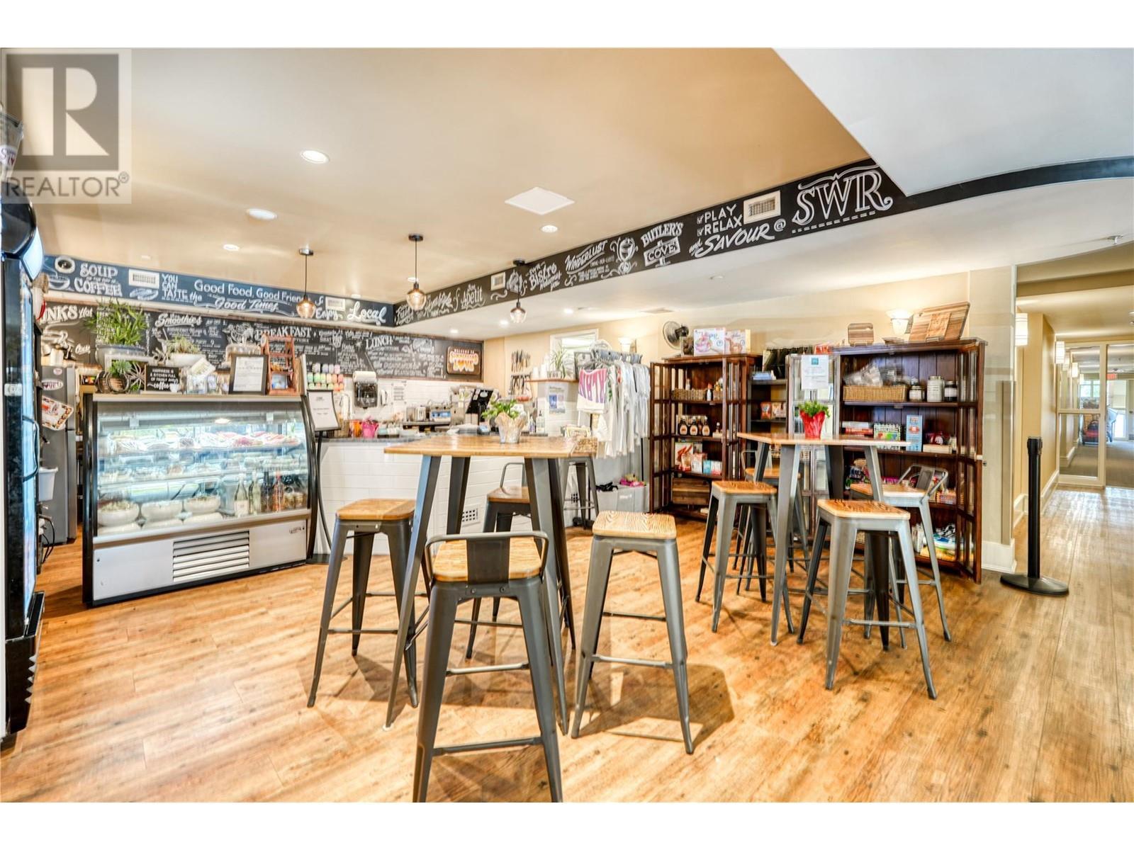 13011 Lakeshore Drive S Unit# 370, Summerland, BC - Indoor Photo Showing Other Room