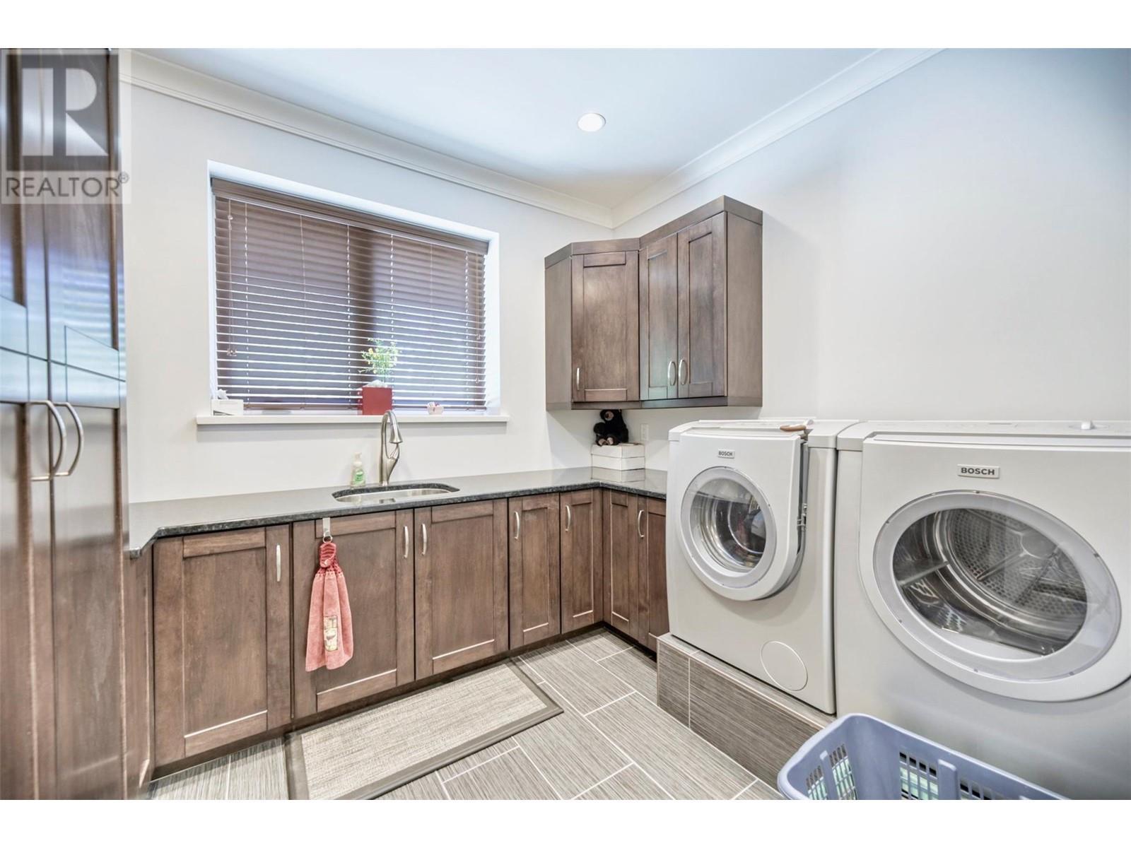 148 Sasquatch Trail, Osoyoos, BC - Indoor Photo Showing Laundry Room