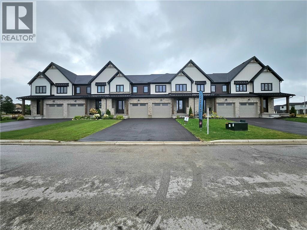 30 Anne Street W, Harriston, ON - Outdoor With Facade