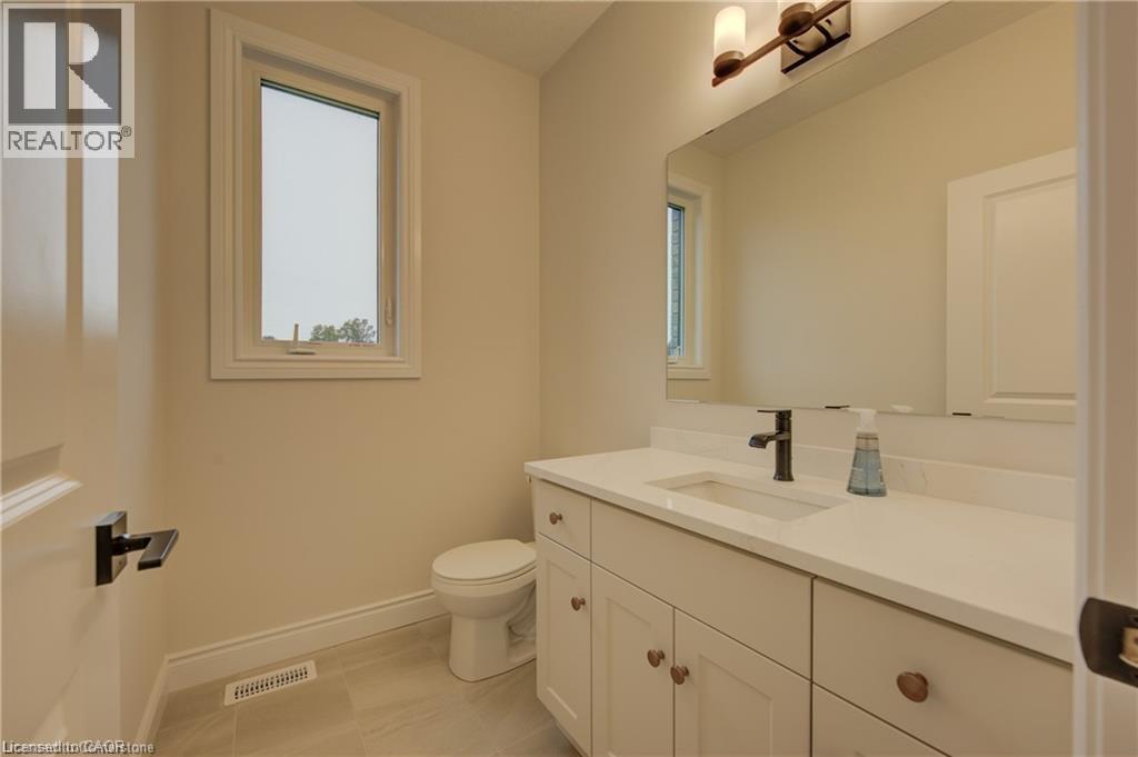 30 Anne Street W, Harriston, ON - Indoor Photo Showing Bathroom