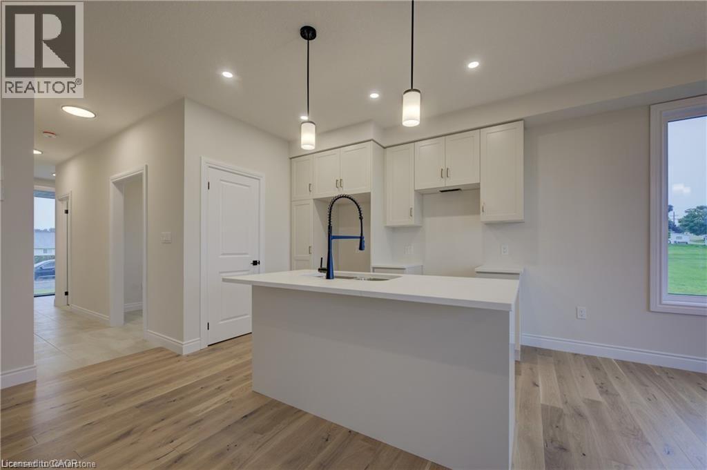 30 Anne Street W, Harriston, ON - Indoor Photo Showing Kitchen