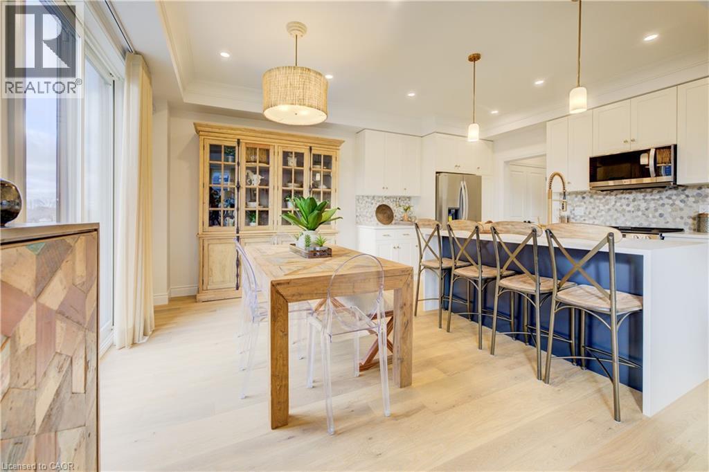 109 Thackeray Way, Harriston, ON - Indoor Photo Showing Kitchen With Upgraded Kitchen