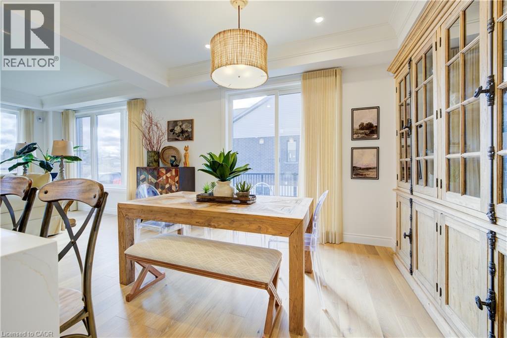 109 Thackeray Way, Harriston, ON - Indoor Photo Showing Dining Room