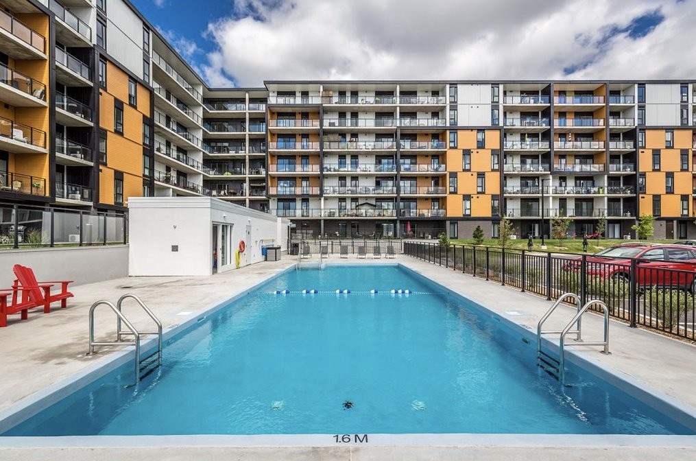 Front of Structure - 617-1040 Rue Pierre-Perrault, Lévis (Les Chutes-De-La-Chaudière-Ouest), QC - Outdoor With In Ground Pool