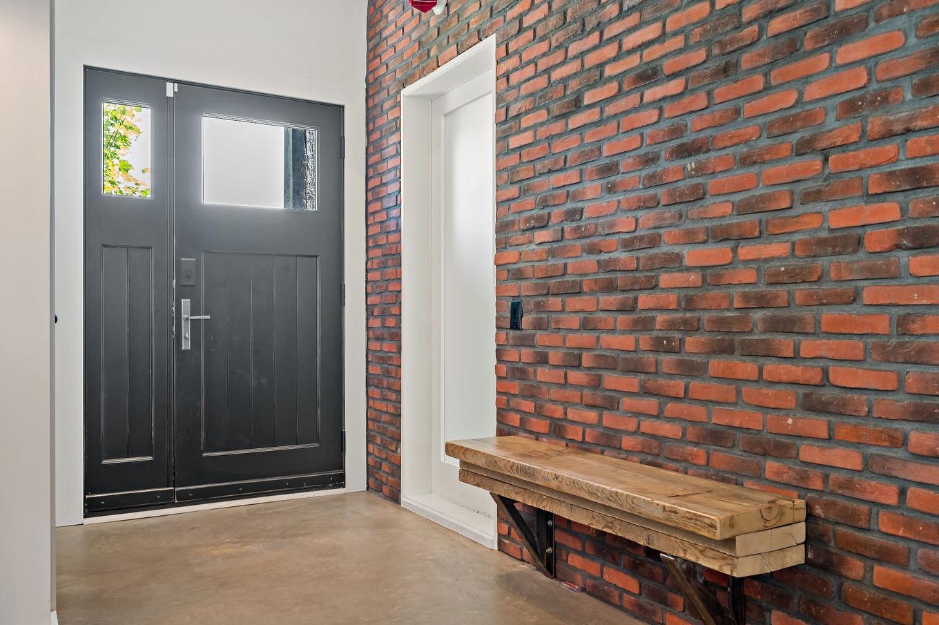 Hall - 1070 Rue Des Jonquilles, Mont-Tremblant, QC - Indoor Photo Showing Other Room