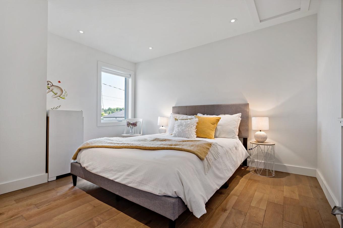 Bedroom - 1070 Rue Des Jonquilles, Mont-Tremblant, QC - Indoor Photo Showing Bedroom