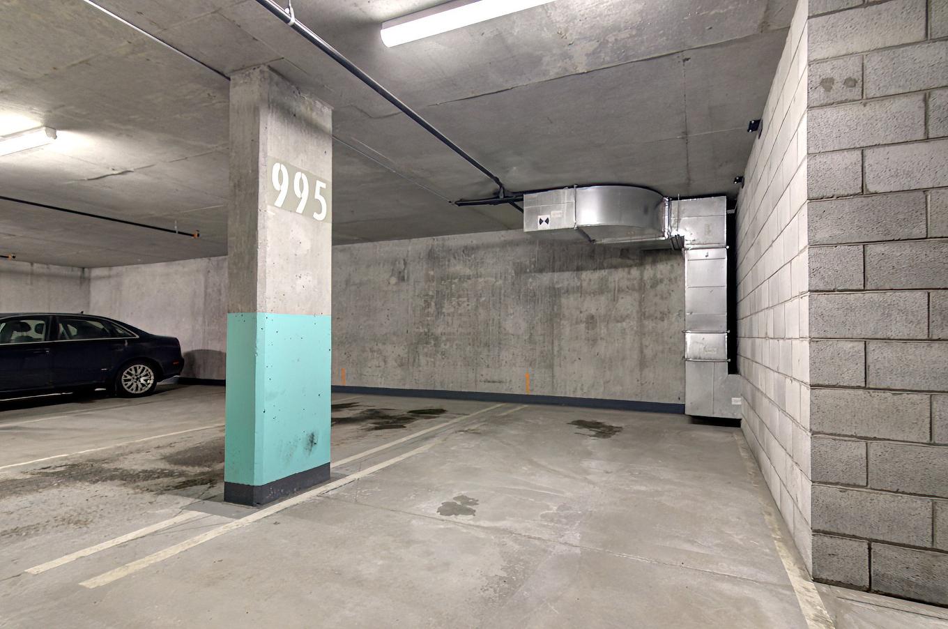 Stationnement - 406-605 Rue De L'Escale, Brossard, QC - Indoor Photo Showing Garage