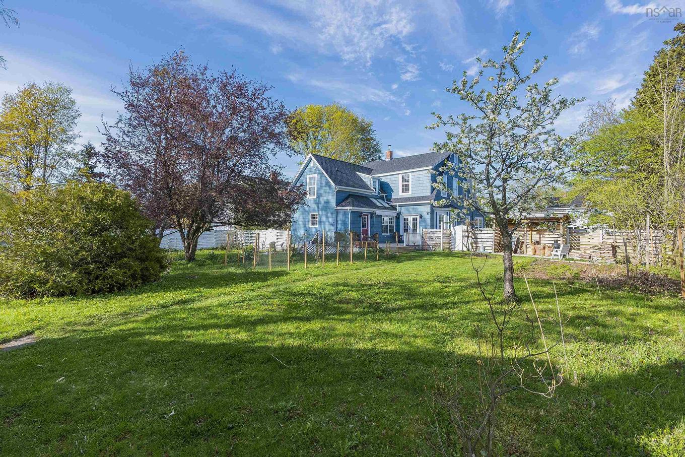 145 Commercial Street, Middleton, NS