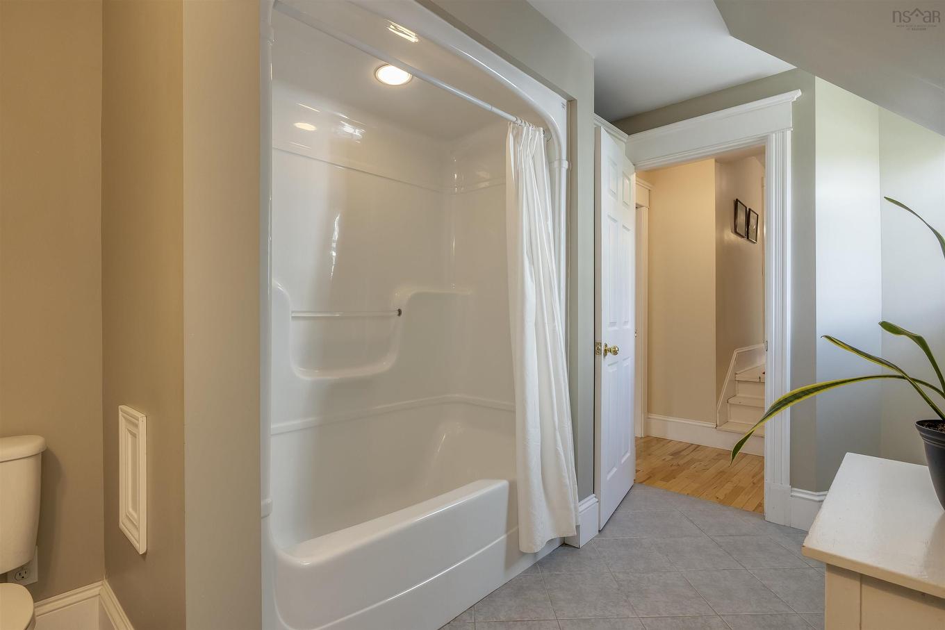 145 Commercial Street, Middleton, NS