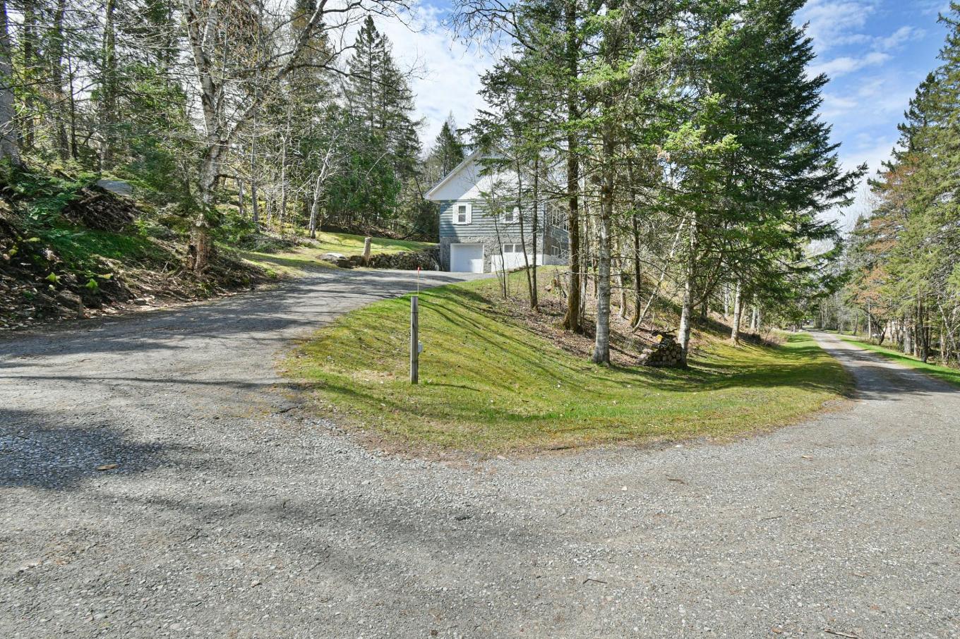 Overall view - 566 Ch. Forest, Saint-Sauveur, QC - Outdoor